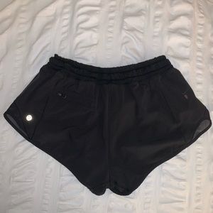LULULEMON 2.5 short